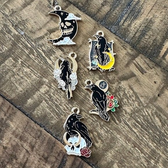 10pc Halloween Raven Charm Set  - Moon Skull - Raven Skull - Picture 1 of 8